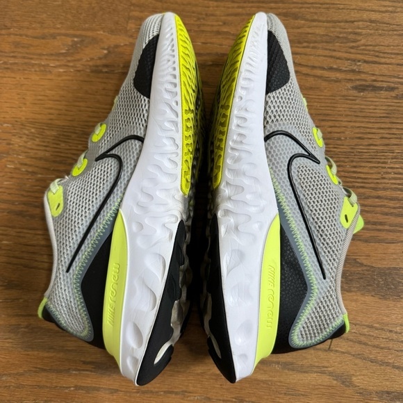 Nike Renew Run \'Grey Fog Volt\' Men’s Running Shoes Size 11.5 main image 7